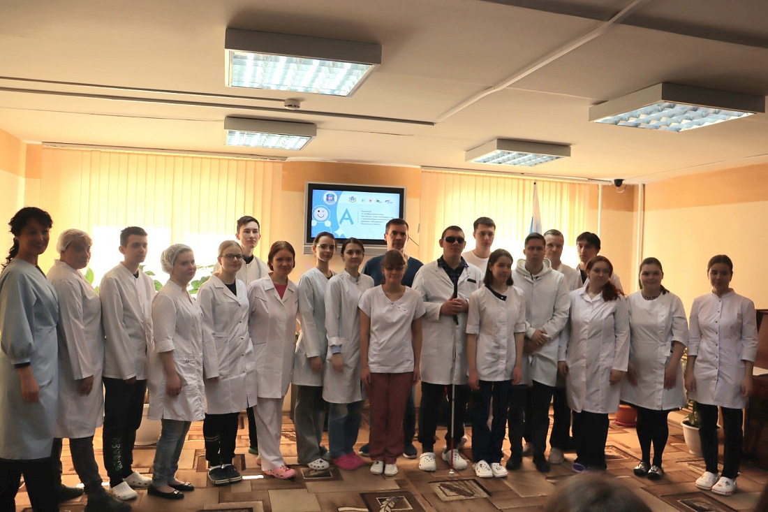 В Ульяновском фармацевтическом колледже торжественно открыли региональный чемпионат «Абилимпикс»