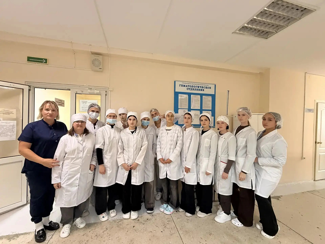Студенты специальности «Сестринское дело» посетили Ульяновскую областную клиническую больницу