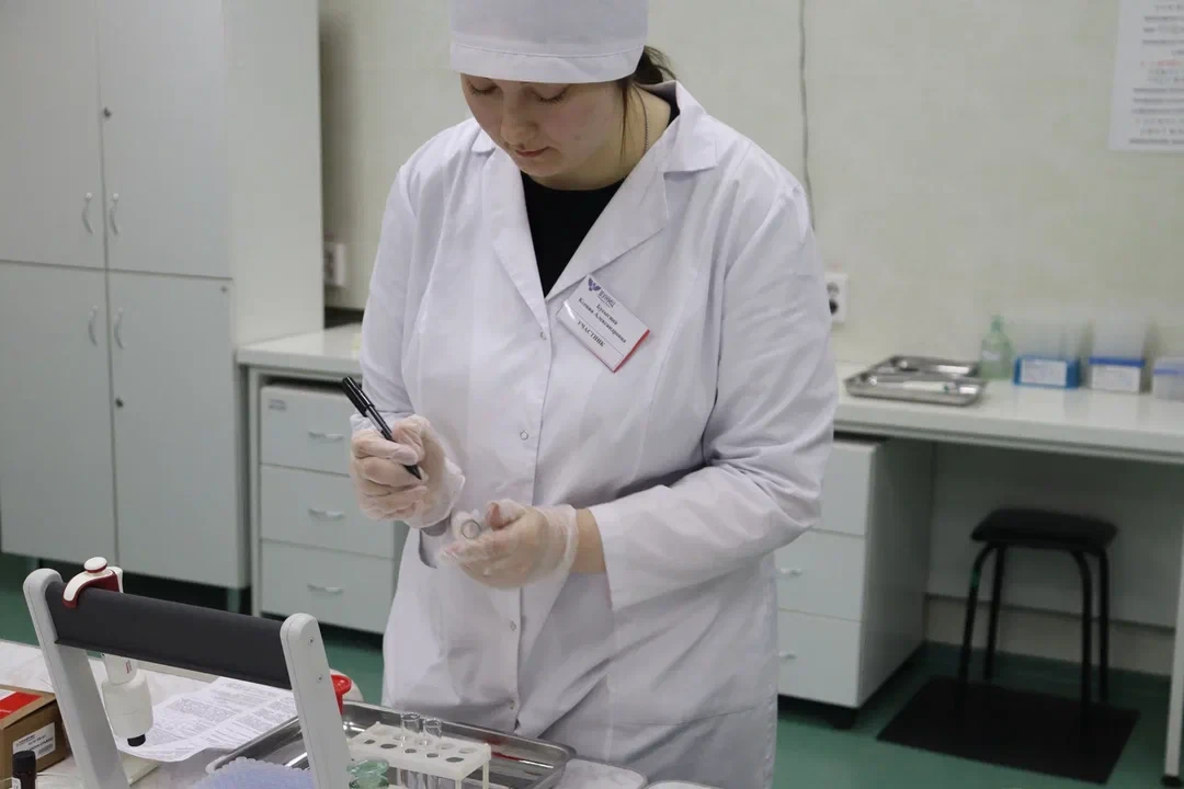 Очный тур отборочного этапа Всероссийского конкурса среди медицинских и фармацевтических колледжей в номинации «Студент года по специальности Лабораторная диагностика»