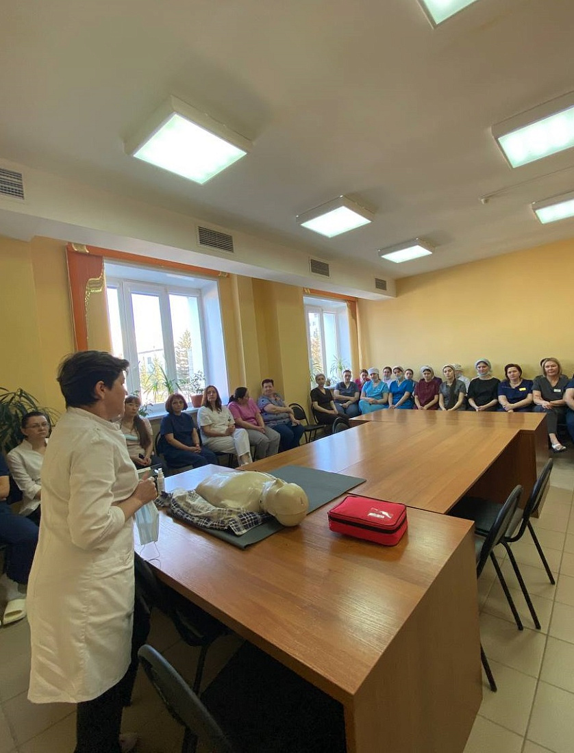 Учебное занятие для среднего персонала Перинатального центра ГУЗ Ульяновская областная клиническая больница
