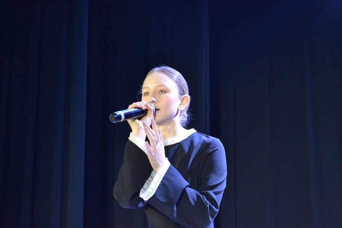 Студентка  колледжа выступила на  региональном фестивале — этапе Всероссийского фестиваля «Российская студенческая весна»
