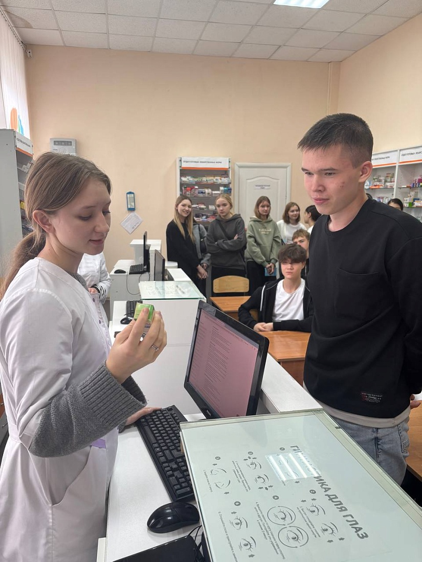 Единый день открытых дверей в Ульяновском фармацевтическом колледже: старт в профессию будущего