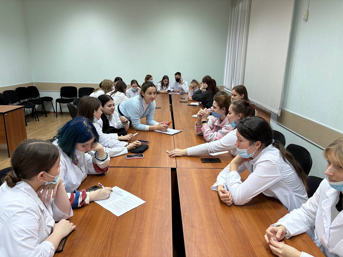 Служба  содействия трудоустройству выпускников колледжа.  Форсайт-сессия