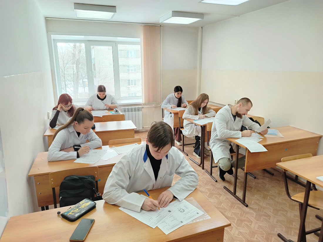 Декада специальностей «Сестринское дело» и «Лечебное дело».  Олимпиада по иностранному языку