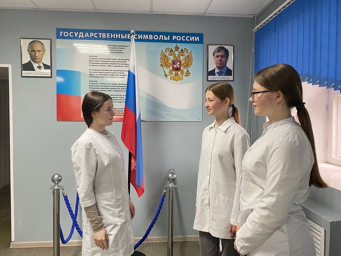 В  Ульяновском фармацевтическом колледже прошла акция «Дорогами Великой Победы!»