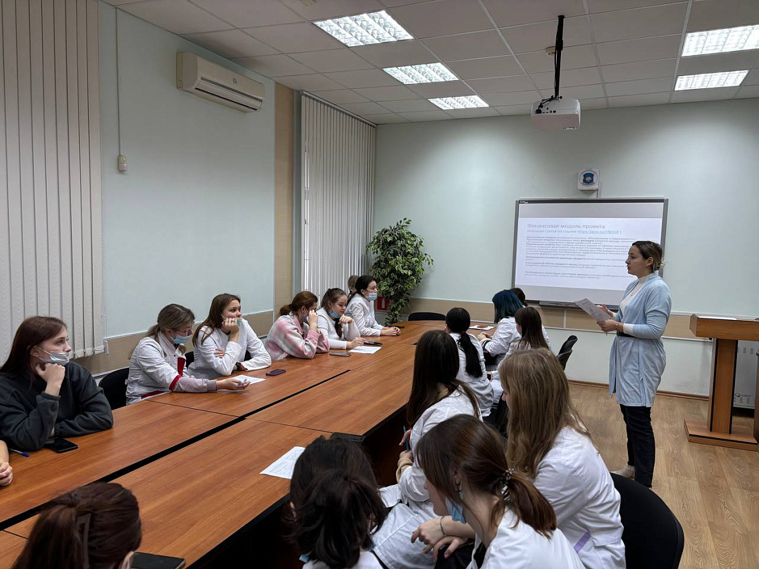 Служба  содействия трудоустройству выпускников колледжа.  Форсайт-сессия