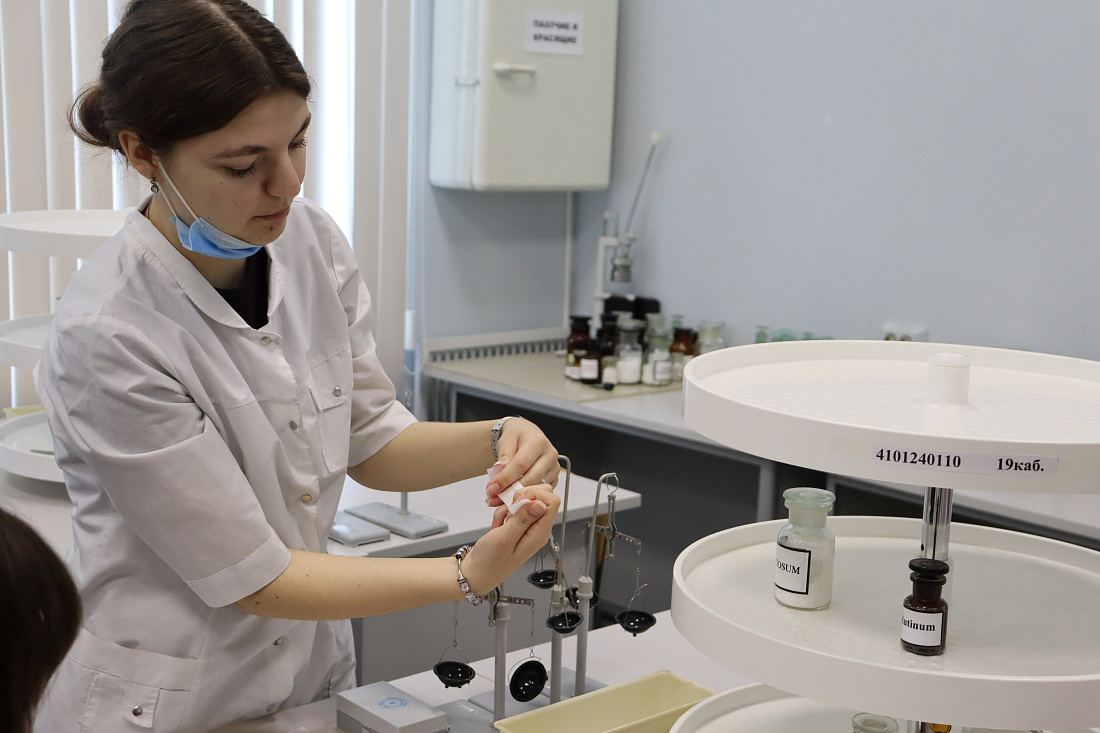 В  Ульяновском фармацевтическом колледже прошел Единый день открытых дверей