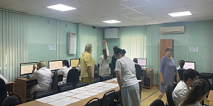 Центр карьеры.   Выпускники  колледжа  проходят первичную аккредитацию 