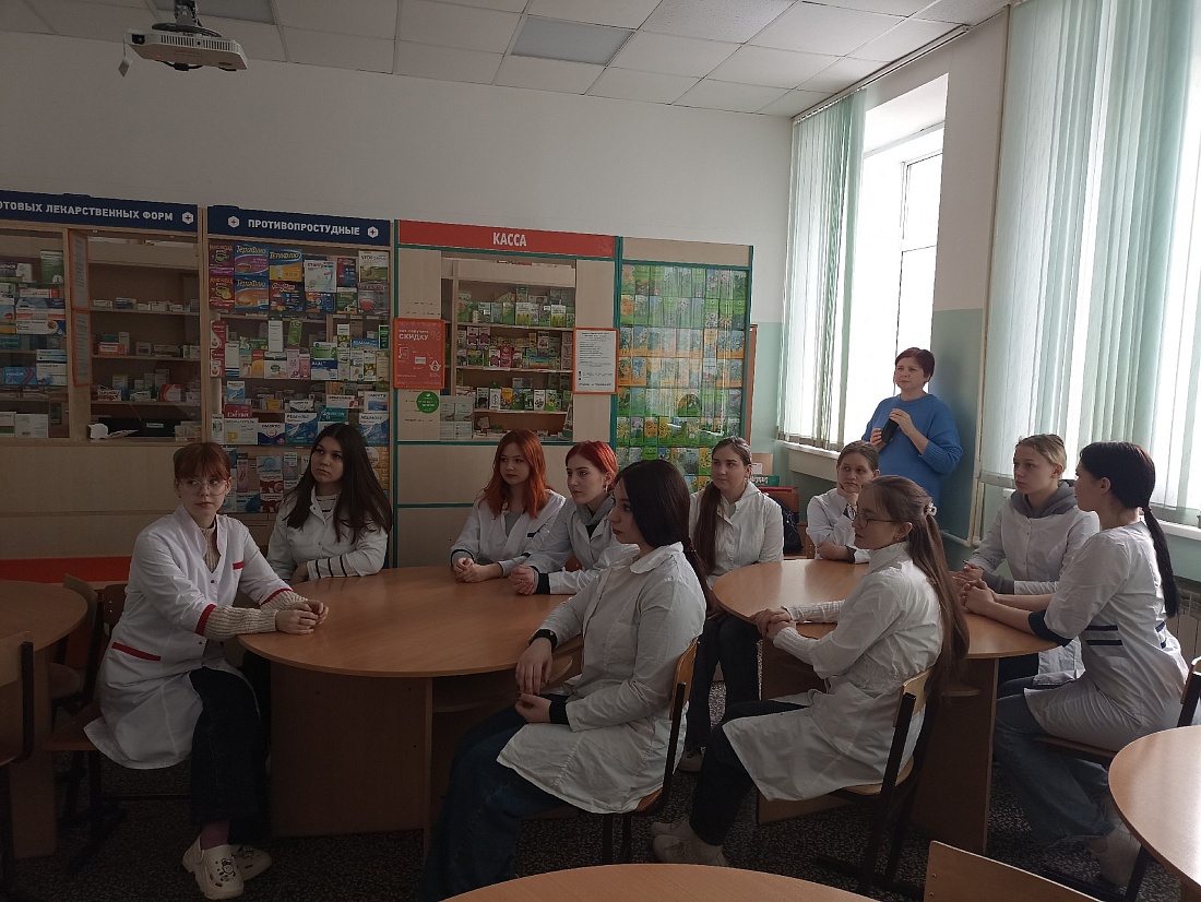 Декада  специальности «Фармация». Объявлен конкурс стендовой газеты по фармакогнозии «Интересные факты о лекарственных растениях»