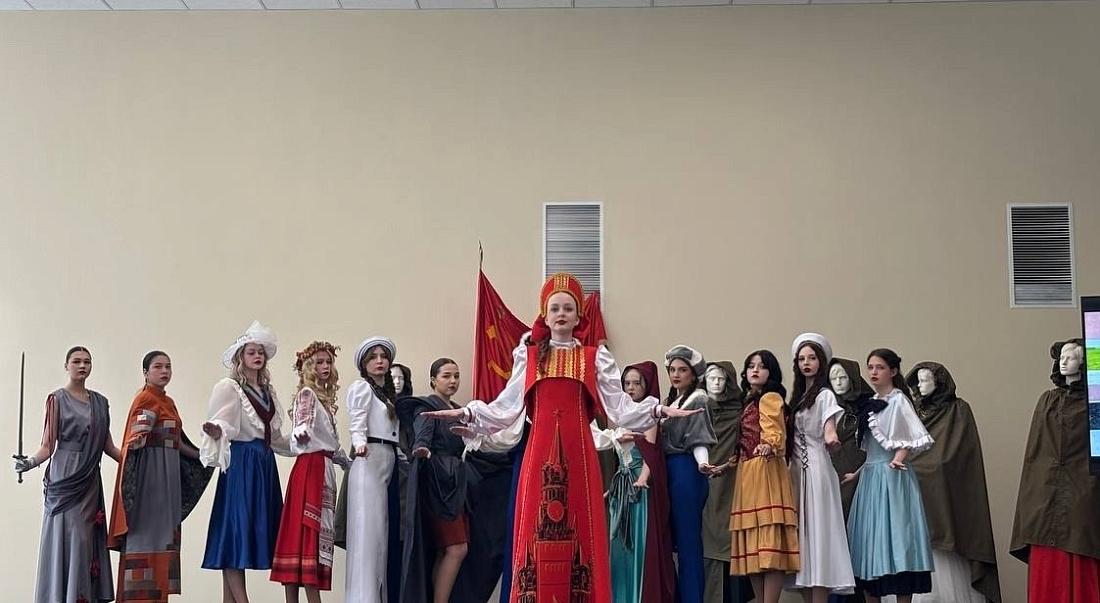 Презентация  студенческих коллекций «Город Воинской Славы»