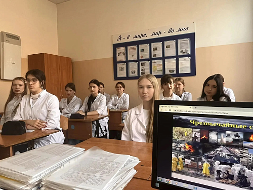 В колледже прошёл месячник по защите от чрезвычайных ситуаций