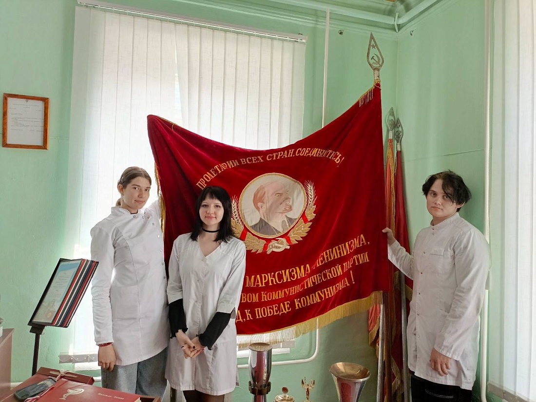 Международный День музеев.  Круглый  стол «Хранитель истории» 