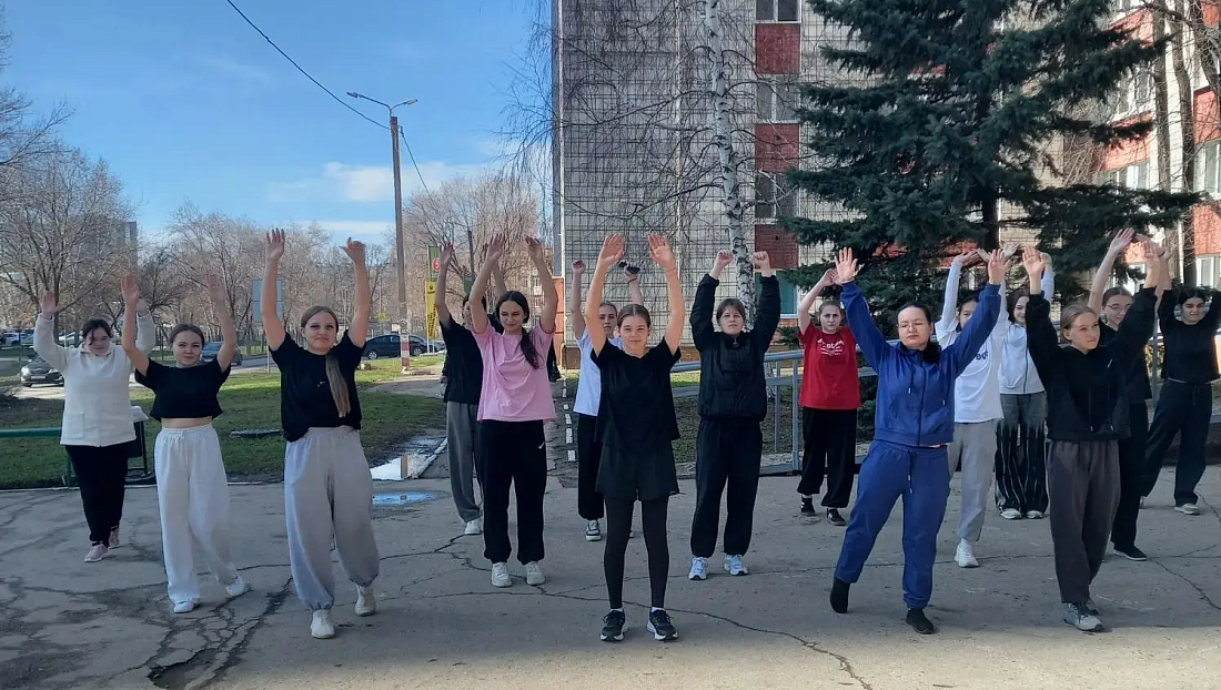 Физкультминутка на свежем воздухе «Ритмы здоровья»!